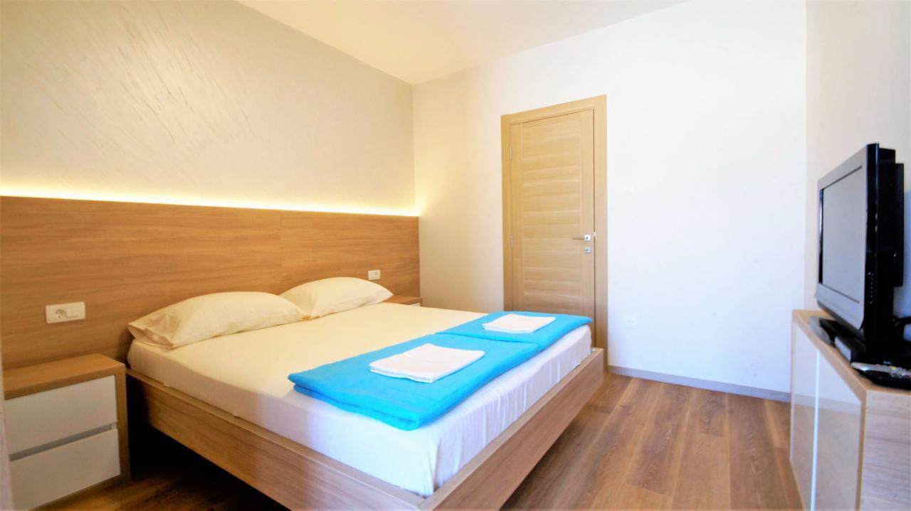 Apartments Bracanovic Budva Bagian luar foto